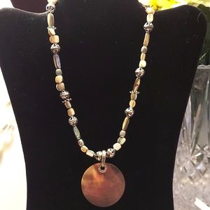 Abalone and‎ Silver Beads Necklace